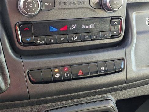 Used 2024 RAM ProMaster 2500 w/ Cold Weather Group image 15