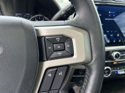 Used 2022 Ford F350 Lariat w/ Lariat Ultimate Package AWD/4WD image 33
