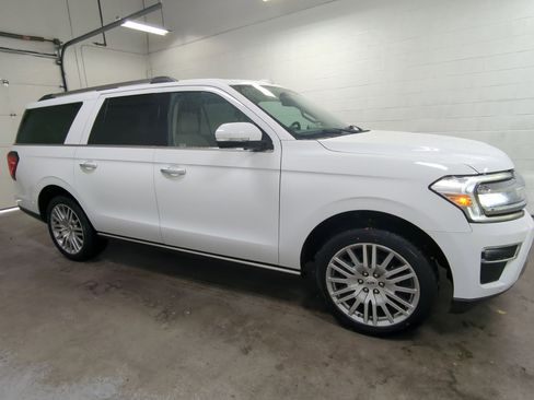 Used 2024 Ford Expedition Max Limited image 2