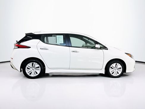 Used 2025 Nissan Leaf S image 10