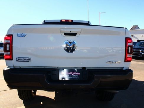 Used 2024 RAM 2500 Limited w/ Safety Group image 11