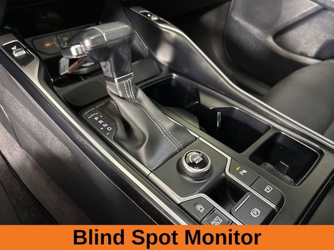 Used 2024 Kia Sorento S w/ Panoramic Sunroof Package image 18