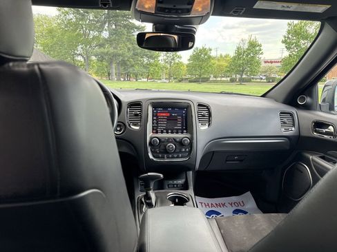 Used 2020 Dodge Durango R/T w/ Technology Group AWD/4WD image 22