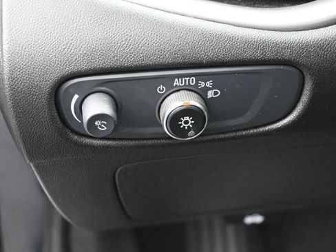 Used 2025 Chevrolet Malibu LT FWD image 16