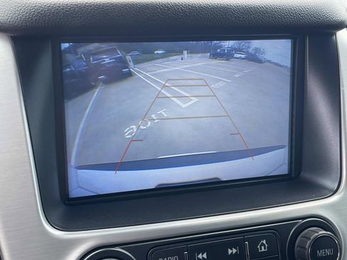 Used 2018 GMC Yukon SLT image 34