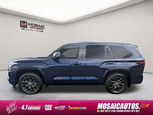 Used 2023 Toyota Sequoia Platinum AWD/4WD image 4