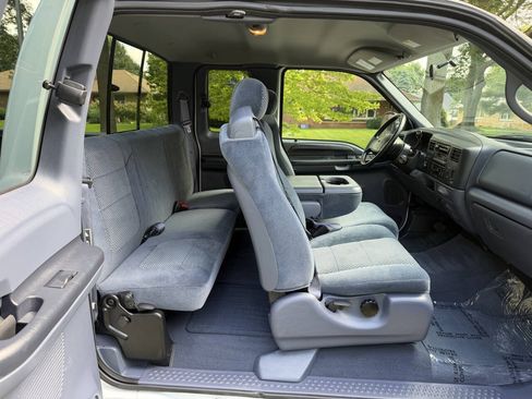 Used 2001 Ford F250 XLT AWD/4WD image 13