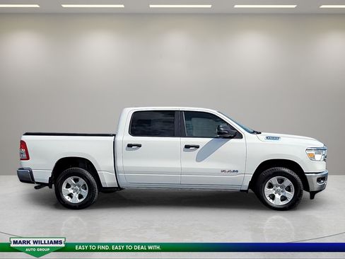 Used 2023 RAM 1500 Big Horn AWD/4WD image 2