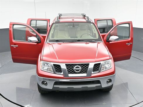 Used 2012 Nissan Frontier SL image 37
