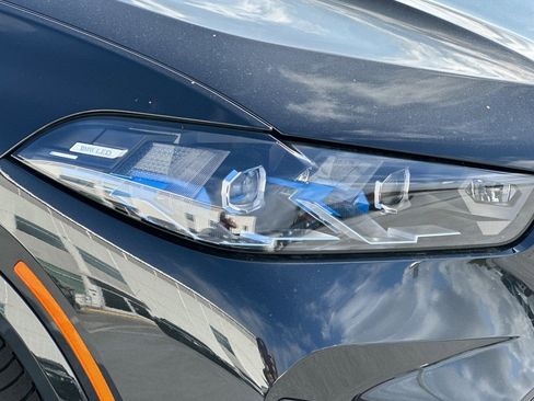 Used 2026 BMW X5 xDrive50e w/ M Sport Package image 11