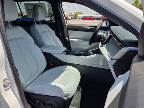 New 2026 Jeep Cherokee Limited AWD/4WD image 15