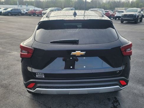 Used 2026 Chevrolet Trax LT FWD image 10
