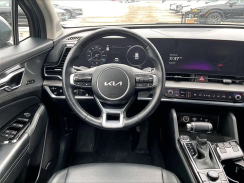 Used 2023 Kia Sportage SX image 18