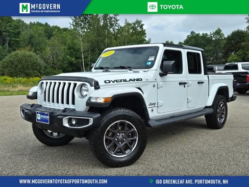 Used 2022 Jeep Gladiator Overland w/ Popular Equipment Package AWD/4WD image 1