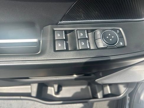 Used 2025 Ford F150 Raptor AWD/4WD image 26