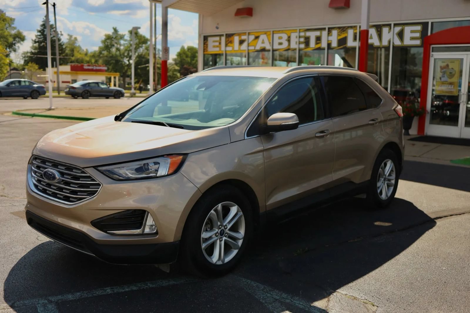 Used 2020 Ford Edge SEL w/ Cold Weather Package AWD/4WD image 1