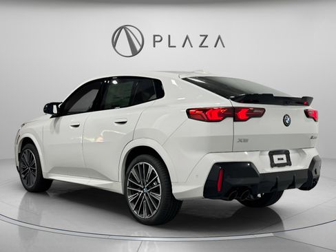 Certified 2025 BMW X2 M35i w/ Premium Package image 3