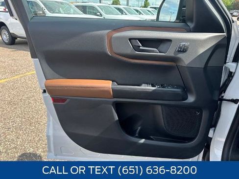 Certified 2025 Ford Bronco Sport Outer Banks w/ Outer Banks Tech Package+ AWD/4WD image 30