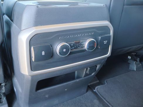 Certified 2024 Ford Expedition Max XLT image 32