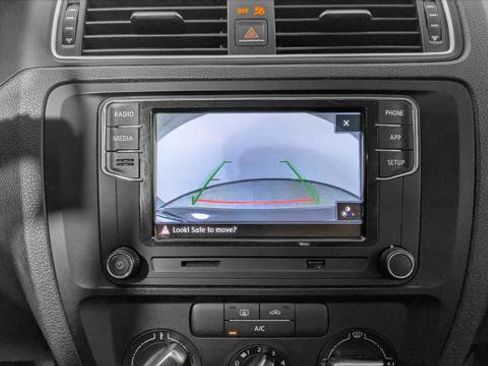 Used 2018 Volkswagen Jetta S FWD image 30