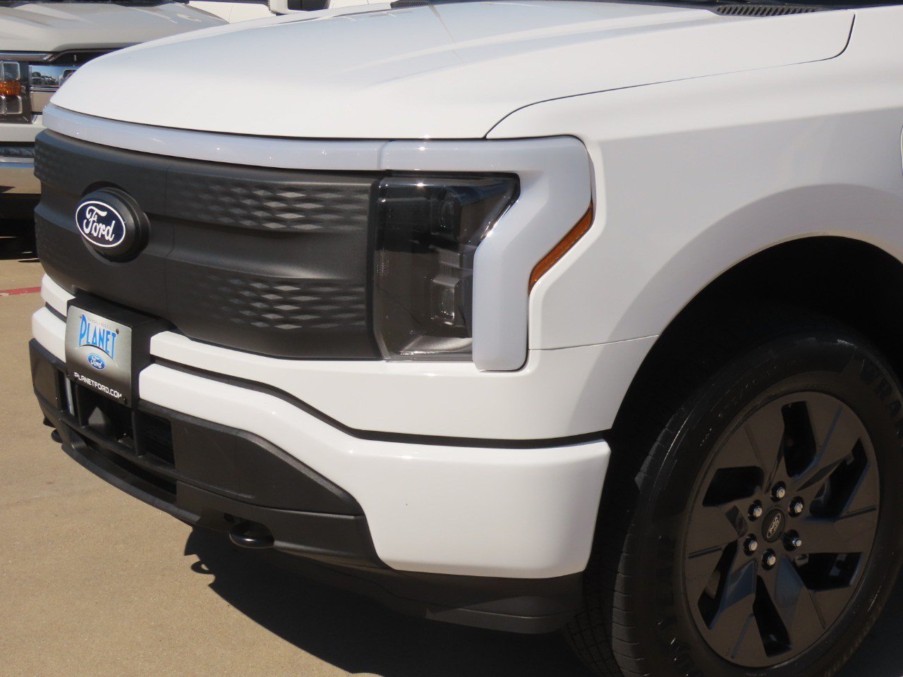Used 2024 Ford F150 Lightning XLT w/ Max Trailer Tow Package AWD/4WD image 3