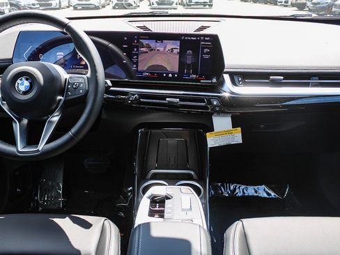 New 2026 BMW X1 xDrive28i AWD/4WD image 10