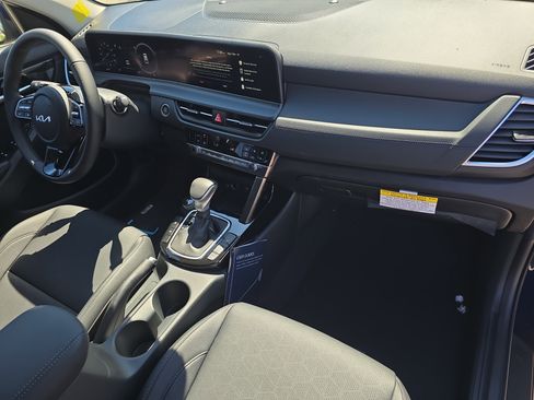 New 2026 Kia Seltos EX FWD image 11
