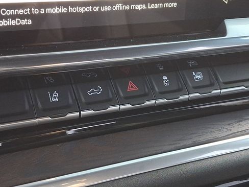 Certified 2025 GMC Sierra 2500 SLT w/ SLT Convenience Package image 25