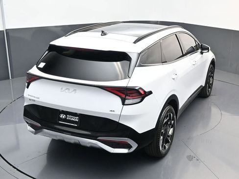 Used 2024 Kia Sportage SX image 17