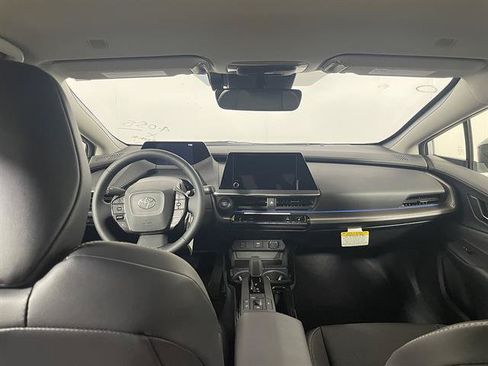 New 2027 Toyota Prius XLE AWD/4WD image 10