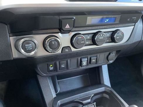 Used 2023 Toyota Tacoma SR5 w/ Technology Package image 29
