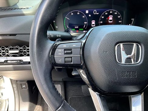 Used 2024 Honda Accord Touring image 10