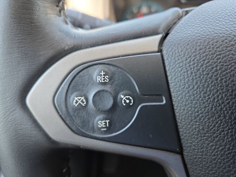 Used 2015 Chevrolet Colorado Z71 RWD image 19