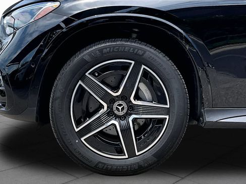 Certified 2026 Mercedes-Benz GLC 300 image 11