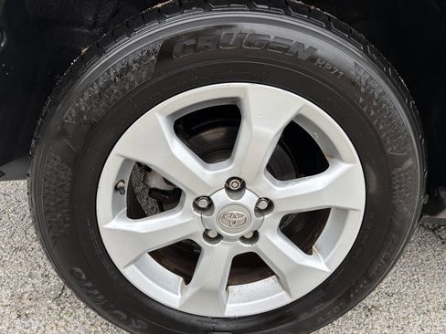 Used 2010 Toyota RAV4 Limited image 6