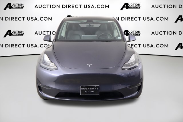 Used 2023 Tesla Model Y Long Range AWD/4WD image 2