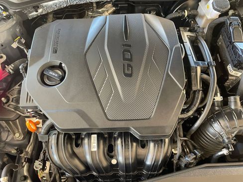 Used 2025 Hyundai Sonata SEL FWD image 33