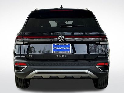 New 2025 Volkswagen Taos SE