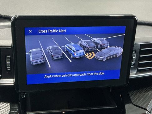 Used 2023 Ford Explorer ST-Line image 52