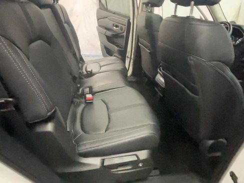 Used 2023 Honda Pilot Touring image 24