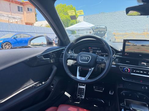 Used 2022 Audi S4 Premium Plus w/ Premium Plus Package AWD/4WD image 23