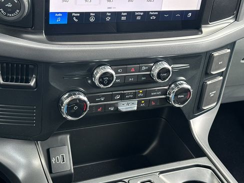 New 2025 Ford F150 Lightning XLT image 18