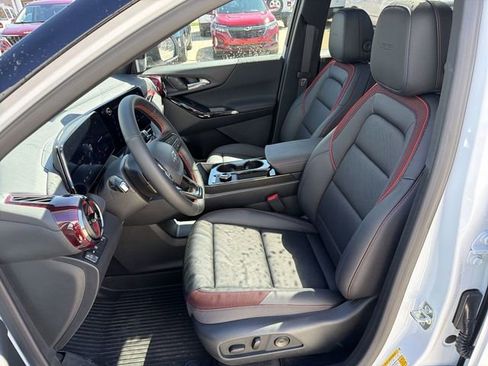 New 2026 Chevrolet Equinox RS w/ Convenience Package III AWD/4WD image 12