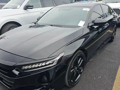 Used 2021 Honda Accord Sport image 4
