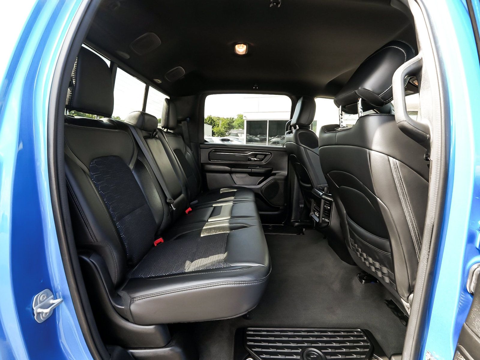 Used 2023 RAM 1500 Big Horn AWD/4WD image 37