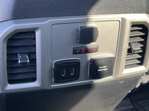 Used 2019 Ford F150 Lariat w/ Equipment Group 502A Luxury image 15