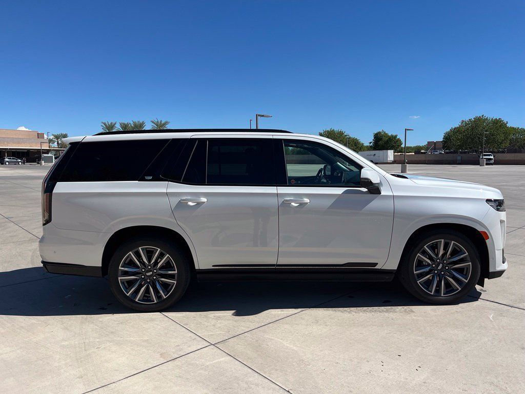 Used 2022 Cadillac Escalade Sport Platinum AWD/4WD image 9