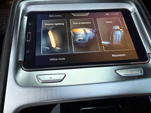 Used 2016 BMW 750i xDrive image 29