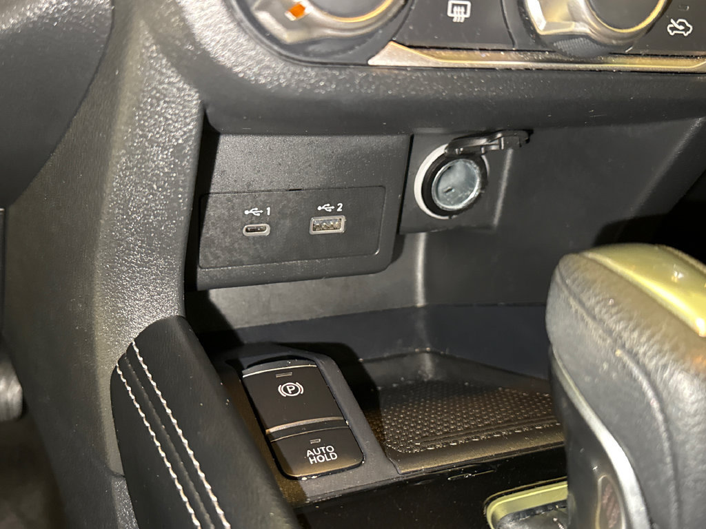 Used 2024 Nissan Kicks SV FWD image 25