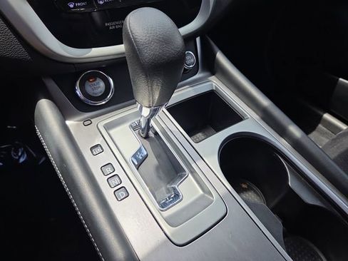 Used 2019 Nissan Murano S FWD image 21